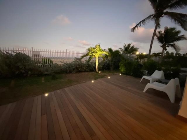 Princess Mahault - Beachfront - Orient Bay - Luxury Apartment Εξωτερικό φωτογραφία