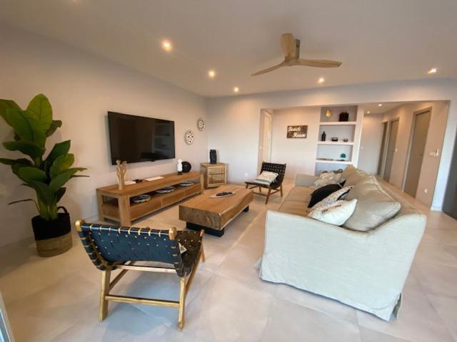 Princess Mahault - Beachfront - Orient Bay - Luxury Apartment Εξωτερικό φωτογραφία